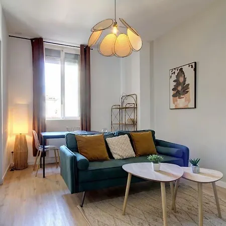 Apartment 037-st Denis 1, 2 Chambres,centre Montpellier